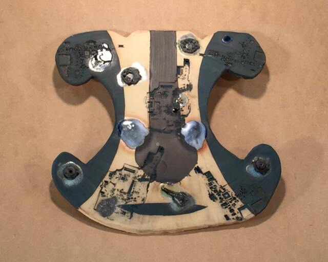 Waist Ipoddery Vania Setti Settiarts Ceramics Art Stoneware Plaque - image 1