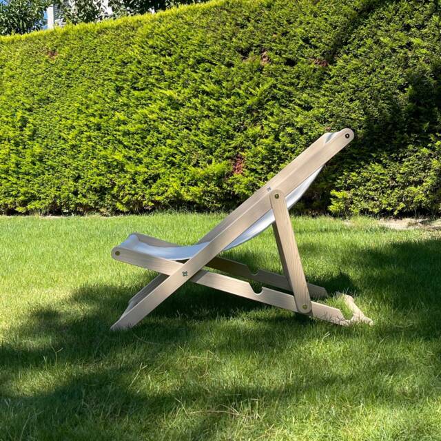 Wooden Folding Kids Sun Lounger, Adjustable Lounge Chair For Garden & Beach - image 1
