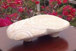 Borucan Indian Stone Metate, Grinding Sculpture, Authentic, Historical, Limited - thumbnail 3