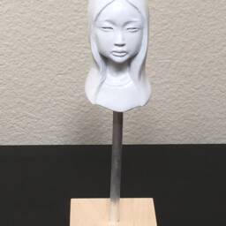 White Girl Bust Sculpture - thumbnail 3
