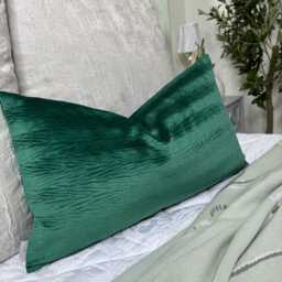 Elegant Green Textured Scatter Lumbar Cushion Cover - Luxury Designer Fabric For Sofa - Bed Decor Harlequin - thumbnail 2