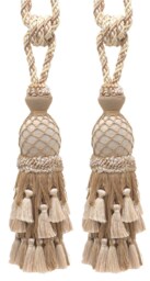 "D??copro Curtain Tassel Tieback, Length 11"" - 27.5cm, Spread 34" - thumbnail 1
