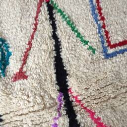 Azilal Rug - Berber Rug Atlas Moroccan Handwoven Rug, Wool, Ivory With Colored Marks/120 X 155 cm 3.9 5.08 Ft - thumbnail 4