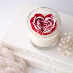 Large Rose Heart Flower Candle Gift, Soy Wax Floral Candle, Gift For Her, Birthday, Wedding, Housewarming Gift, Red White Scented Candle Gift - thumbnail 3