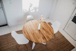 Round Extendable Kitchen Table, Modern Dining White Extending Oak Wooden Table With Frame M??ne White