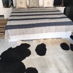 Organic Cotton Throws- Hand-Woven in The Atlas Mountains - Charcoal & Cream - thumbnail 3