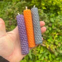 Samhain Spell Candle & Crystal Set Hand Rolled Beeswax, Halloween Ritual - thumbnail 3