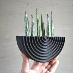 "Mid Century Modern ""Ridged Black" - thumbnail 2