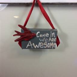 Come in We Are Awesome Sign Hand Painted Red Decor Wall Solid Wood Bird - thumbnail 2