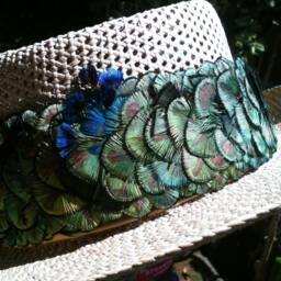 Master Quality Made in Maui Golden Peacock Feather Lei Hatband From Hawaii - thumbnail 4