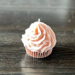Handmade Soy Cupcake Candle Unique Home Decor Favor - thumbnail 3