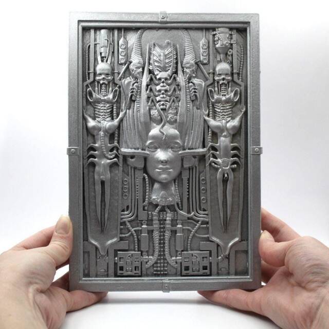 Alien Li Ii Wall Art, Giger's Alien-Inspired Solid Resin Tribute Artwork, Steel Finish - image 1
