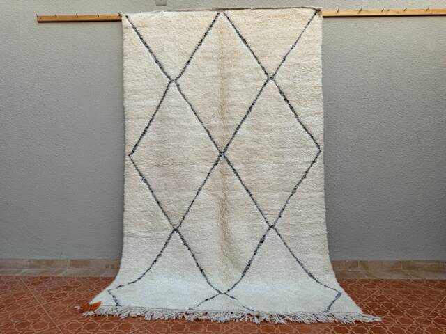 Handmade Beni Ourain Rug 5x8 White Berber Moroccan Lamb Wool - image 1