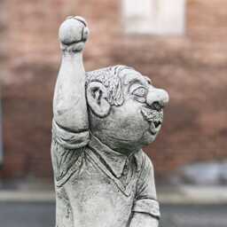 Cricket Player Statue Sportsman Sculpture Figurine Gift Batsman Athlete Home Decor Fan Ornament Father - thumbnail 3