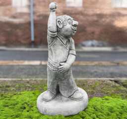 Cricket Player Statue Sportsman Sculpture Figurine Gift Batsman Athlete Home Decor Fan Ornament Father - thumbnail 1