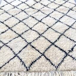 Beni Ourain Rug, Moroccan Berber Mid Century Modern Handmade Scandinavian Style Rug - thumbnail 3