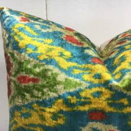 Hand Dyed Silk Ikat Velvet Pillow Cover 16x16 - thumbnail 3