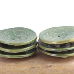 Handmade Ceramic Soap Dish Green Pottery Bathroom Accessory - thumbnail 4