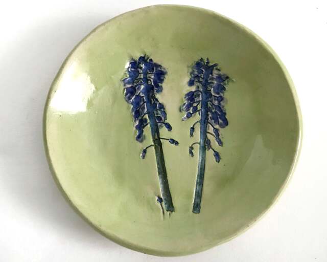 Hyacinth Flower Ceramic Soap Dish Botanical Home Decor - image 1