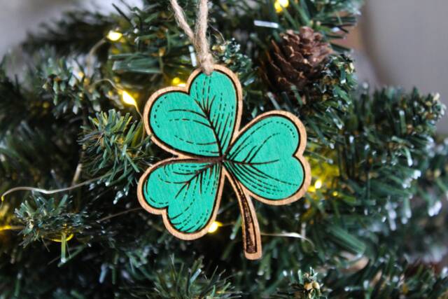 Shamrock Christmas Ornament Wood Bauble Festive Ireland Rustic Handmade Burning Pyrography Tree Decoration Gaelic Irish Celtic - image 1