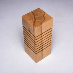 Handmade Beech Wooden Led Table Lamp Natural Wood Grain Design - thumbnail 3