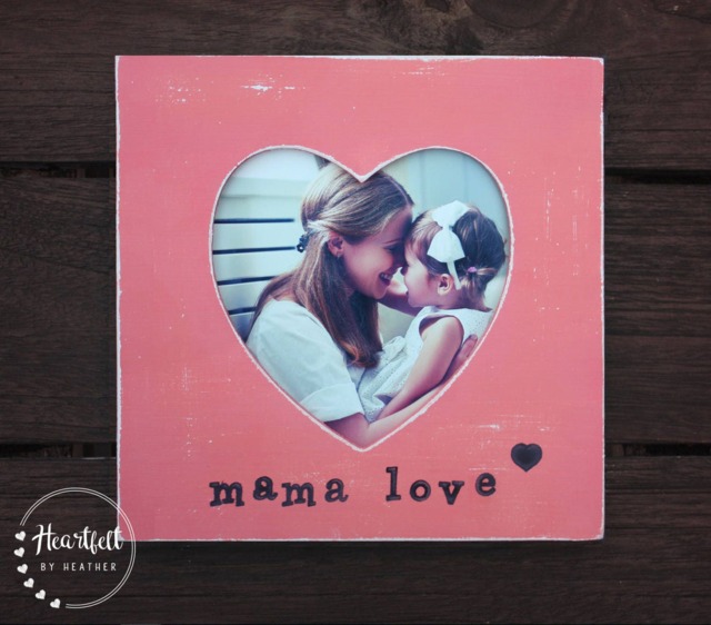 Rustic Mama Love Heart Picture Frame - Hand-Painted Wood Photo Display - image 1