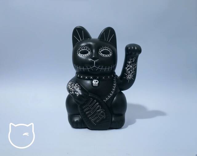Black Catrina Day Of The Dead Lucky Cat Hand Painted Maneki Neko - 7 Inch - image 1