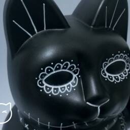 Black Catrina Day Of The Dead Lucky Cat Hand Painted Maneki Neko - 7 Inch - thumbnail 2
