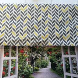 Geometric Stripe Cafe Curtain, Gray & Yellow Linen Blend - thumbnail 2