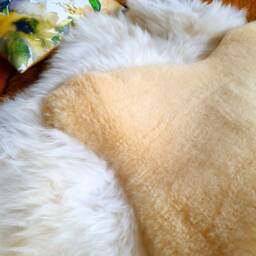 Natural Sheepskin Rug Medical Grade Lambskin Throw Pelt - thumbnail 2