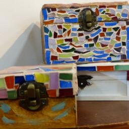 Trencadis Wood & Glass Jewelry Box Set - thumbnail 3