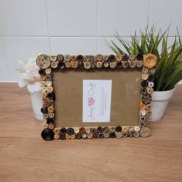 Recycled Natural Wooden Button Photo Frame 5 X 7 Inches - thumbnail 2