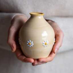 Handmade Ceramic Small Natural Beige Vase With White Yellow Daisy Flowers Cute Farmhouse Style Home Decoration Gift For Her Birthday - thumbnail 1