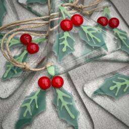Holly Berry ~ Handmade Fused Glass Christmas Tree Decoration Triangle Clear - thumbnail 3