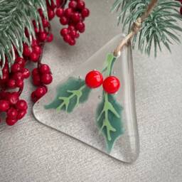 Holly Berry ~ Handmade Fused Glass Christmas Tree Decoration Triangle Clear - thumbnail 2