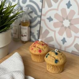 Blueberry Raspberry Chocolate Chip Muffin Cake Candles - Dessert Decorative Handmade Novelty Unique Food Lookalike Gifts Full Size - thumbnail 2
