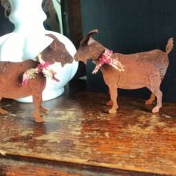 Rusty Goat, Goat Decor, Small Rusty Metal Goat, Lover Gift, Unique Figure, Metal Goat Statue, Animal - thumbnail 3