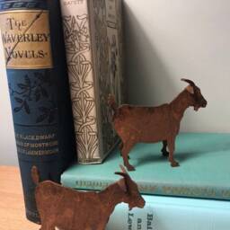 Rusty Goat, Goat Decor, Small Rusty Metal Goat, Lover Gift, Unique Figure, Metal Goat Statue, Animal - thumbnail 2