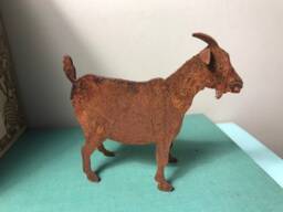 Rusty Goat, Goat Decor, Small Rusty Metal Goat, Lover Gift, Unique Figure, Metal Goat Statue, Animal - thumbnail 1