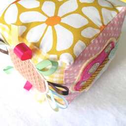 Forest Animal Grip Cube, Cloth Toy, Manipulative Game, Fabric Montessori Doe Theme, Baby Cube - thumbnail 4