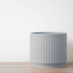 "Jetsetter Planter With Drainage & Saucer in Gray, Unique 3D-Printed Plant Pot, Small To Large Sizes 4"" 5"" 6"" 7"" 8" - thumbnail 3
