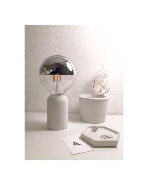 The Ma_Gritte Lamp - image 1