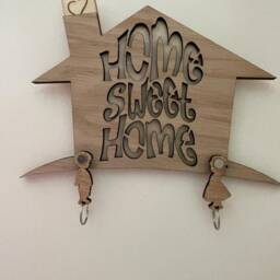 Personalized Wooden Key Holder, Magnetic Couple, Home Sweet - thumbnail 3