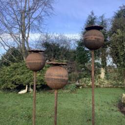 Set Of 3 Rusty 1.5 Metre Metal Tall Poppy Seed Head Stakes - thumbnail 3
