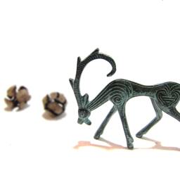 Greek Bronze Decorative Geometric Ibex, Art, Museum Reproduction , Christmas Gift Decoration Decor - thumbnail 2