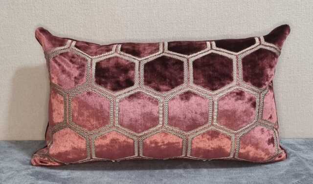 Designers Guild Manipur Garnet Fabric Cushion Cover 30x50 cm - image 1