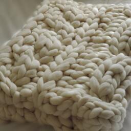 Chunky Knit Blanket, Knitted Blanket, Wool Knitted Blanket Throw, Yarn - thumbnail 2