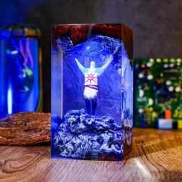 Solaire Of Astora Resin Lamp - Praise The Sun Led Light - Dark Sou/S Inspired Night Handcrafted Figurine Detailed Solar Decor - thumbnail 2