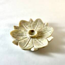 Lotus Flower Design Soapstone Candle Holder - Handmade Aromatherapy Holder, Home Decor - thumbnail 4
