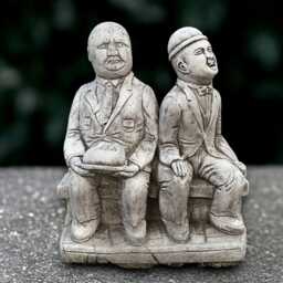 Concrete Friends Sculpture Stone Friendship Statue Cement Garden Figurine Outdoor Companionship Decoration Handmade Ornament Emotional Gift - thumbnail 3